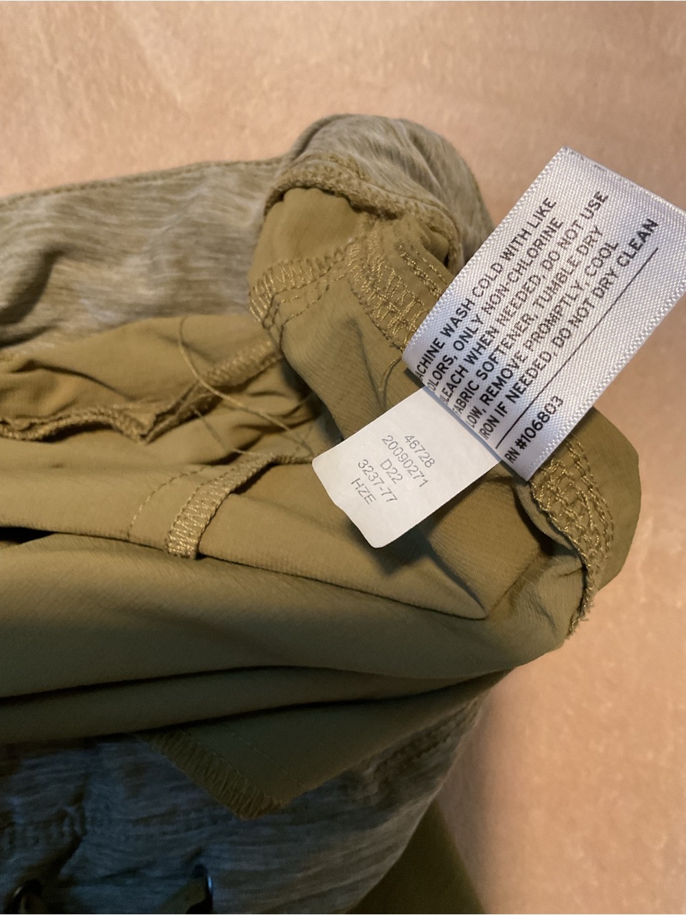 Duluth Trading Co Women’s 16W Olive Khaki Stretch Hiking Shorts - Picture 6 of 6